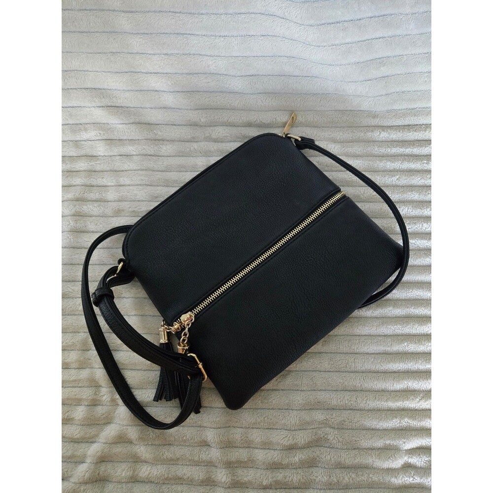 Simple Black Crossbody Purse with Gold & Tassle Detail
